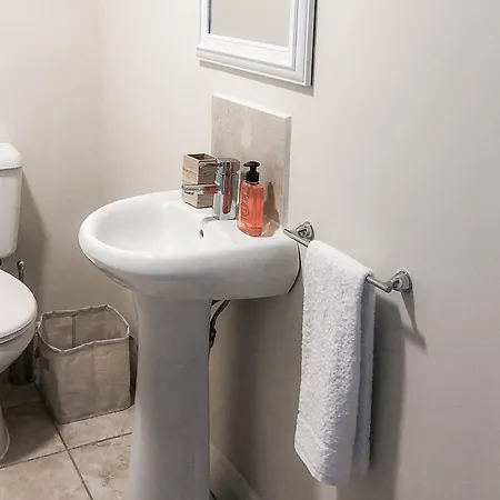 Old Court Homes No 3 3 Bed By Trident Homes Dom wakacyjny Terryglass